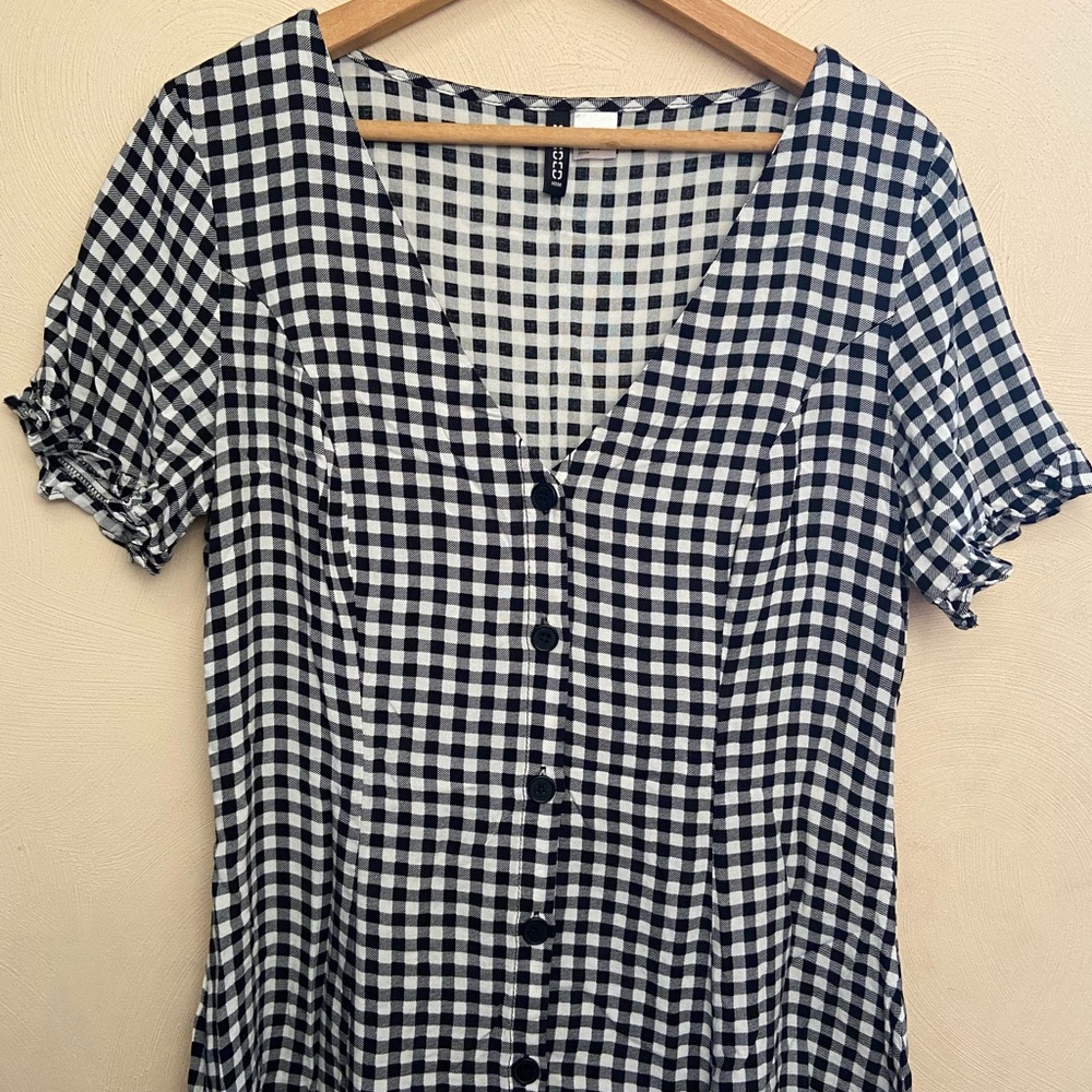 H&M Divided Black & White Plaid Dress - Picture 1 of 5